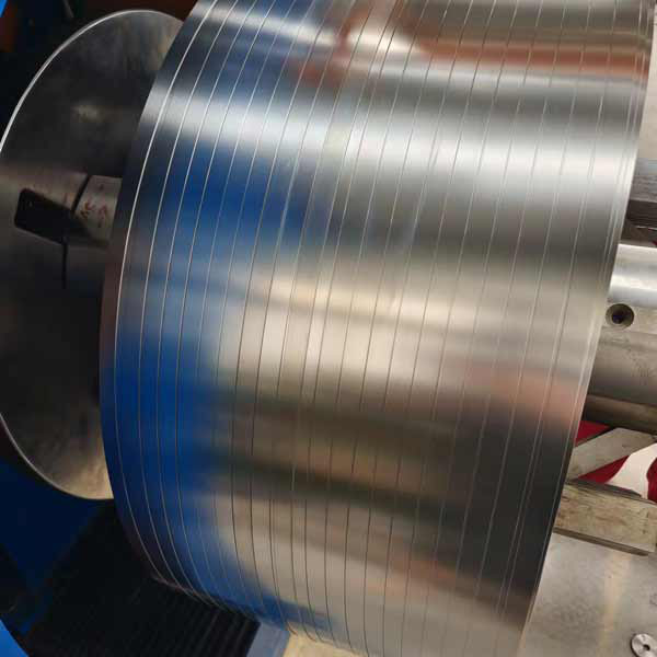 Correlation between physical properties and temperature of stainless steel coil?